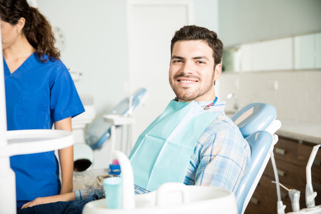 hombre previo a cirugia maxilofacial